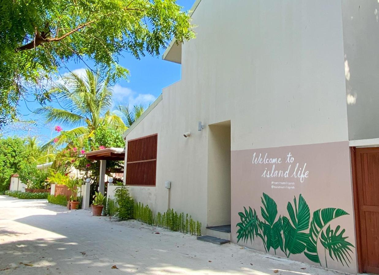 Готель Tme Retreats Dhigurah Дігура Екстер'єр фото
