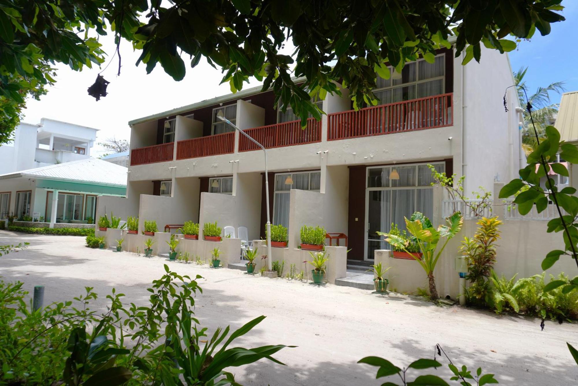 Готель Tme Retreats Dhigurah Дігура Екстер'єр фото