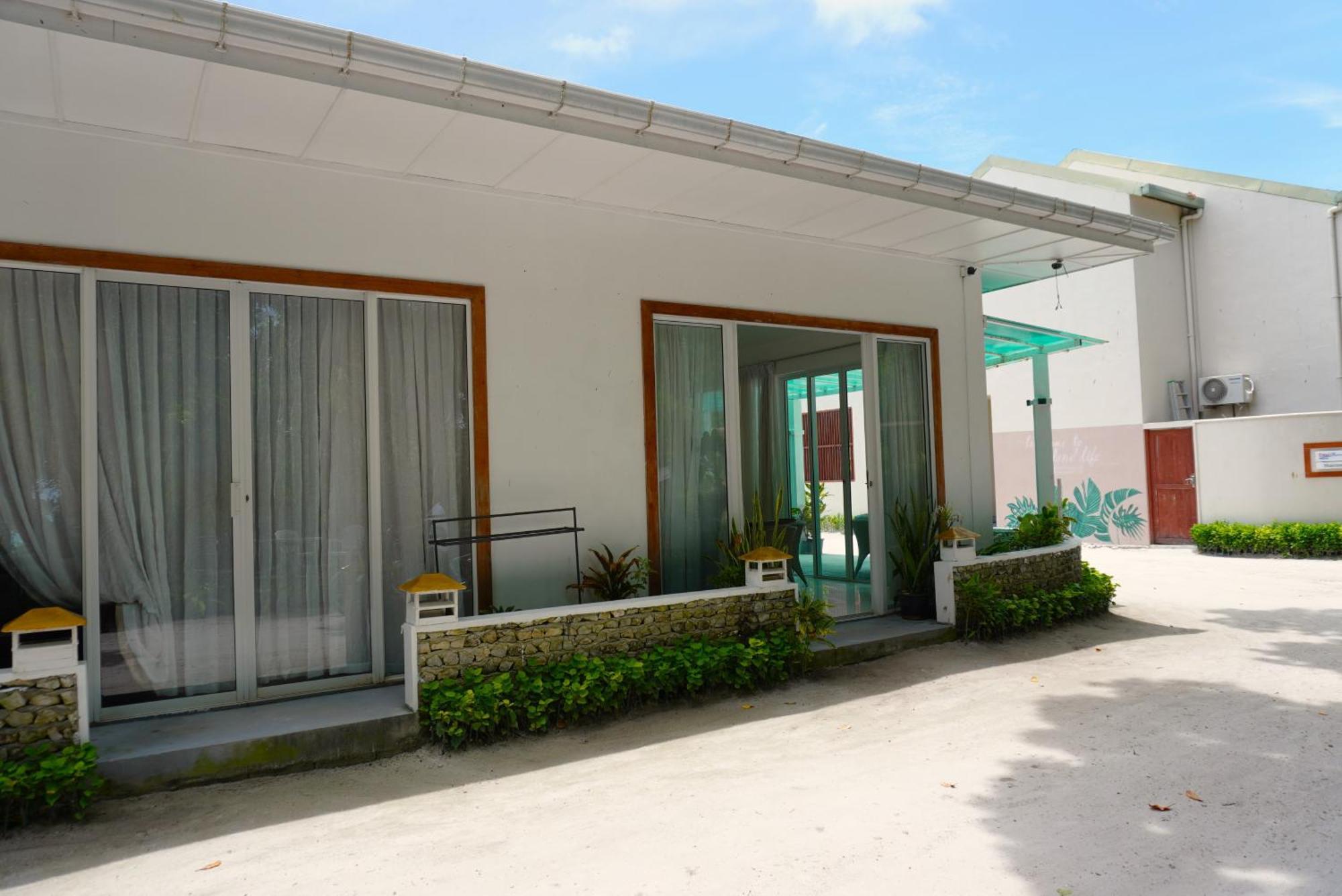 Готель Tme Retreats Dhigurah Дігура Екстер'єр фото